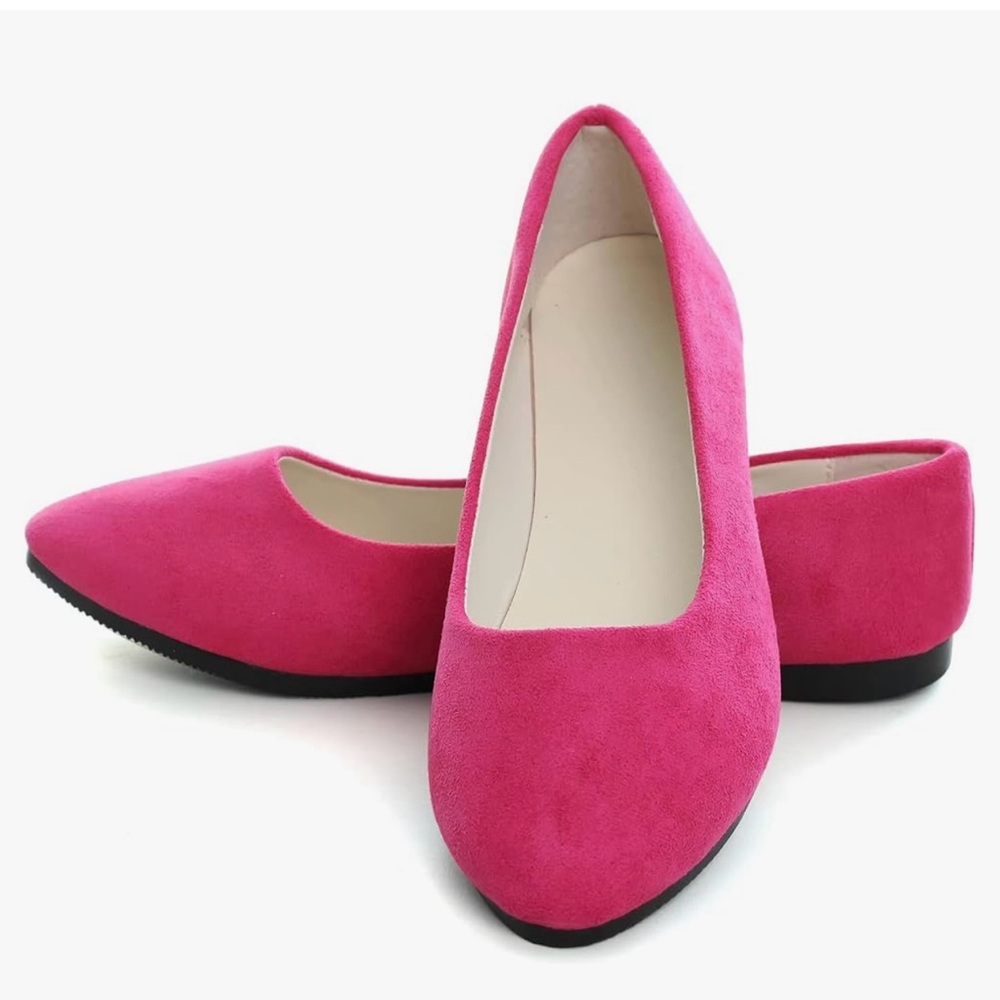 BRAND NEW NEVER WORN PINK FLATS